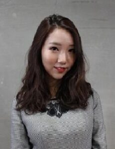 板野智子