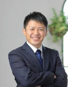 山里 竜也