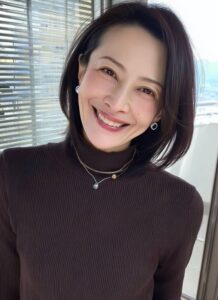 金山律子