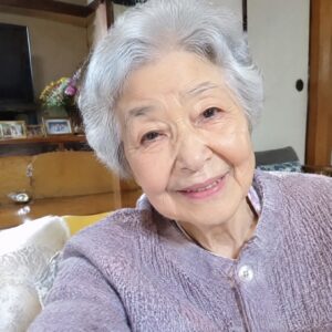 君島 綾子